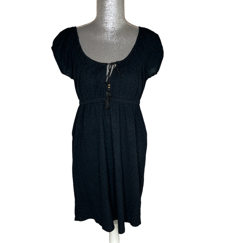 Lord & Taylor Eyelit Black Beach Cover Up Size Medium